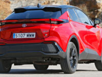Toyota C-HR Híbrido Review: ¿Sigue Siendo el SUV Rey?